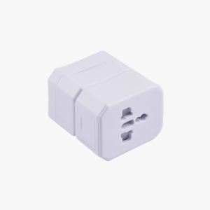 URBAN GEAR On Universal Travel Adapter With Case