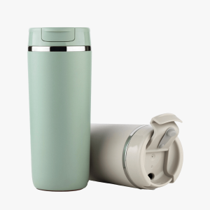 ARTIART Ostrich Spill Proof Suction Mug